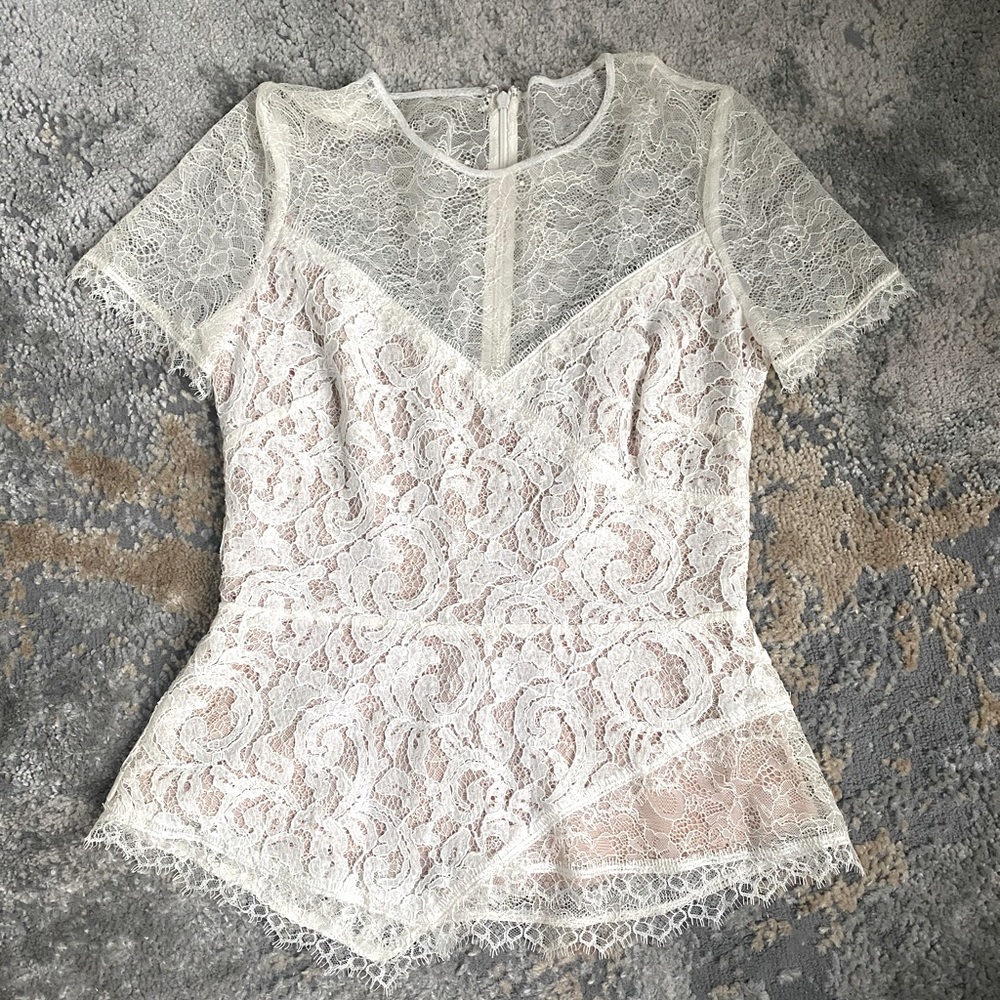 BCBG size small lace top